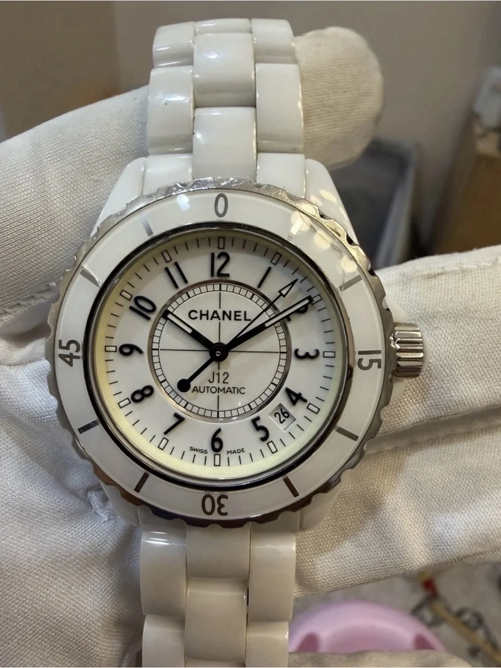 Chanel J12 38mm White Ceramic Automatic Men Unisex Watch H0970 Date Swiss Made